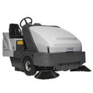 Nilfisk Advance SR1601 Rider Sweeper