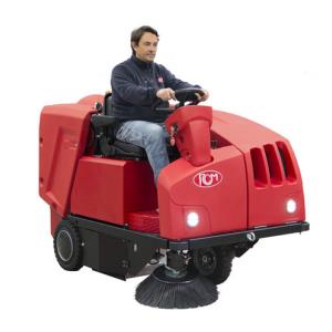 RCM Mille Plus Rider Vacuum Sweeper